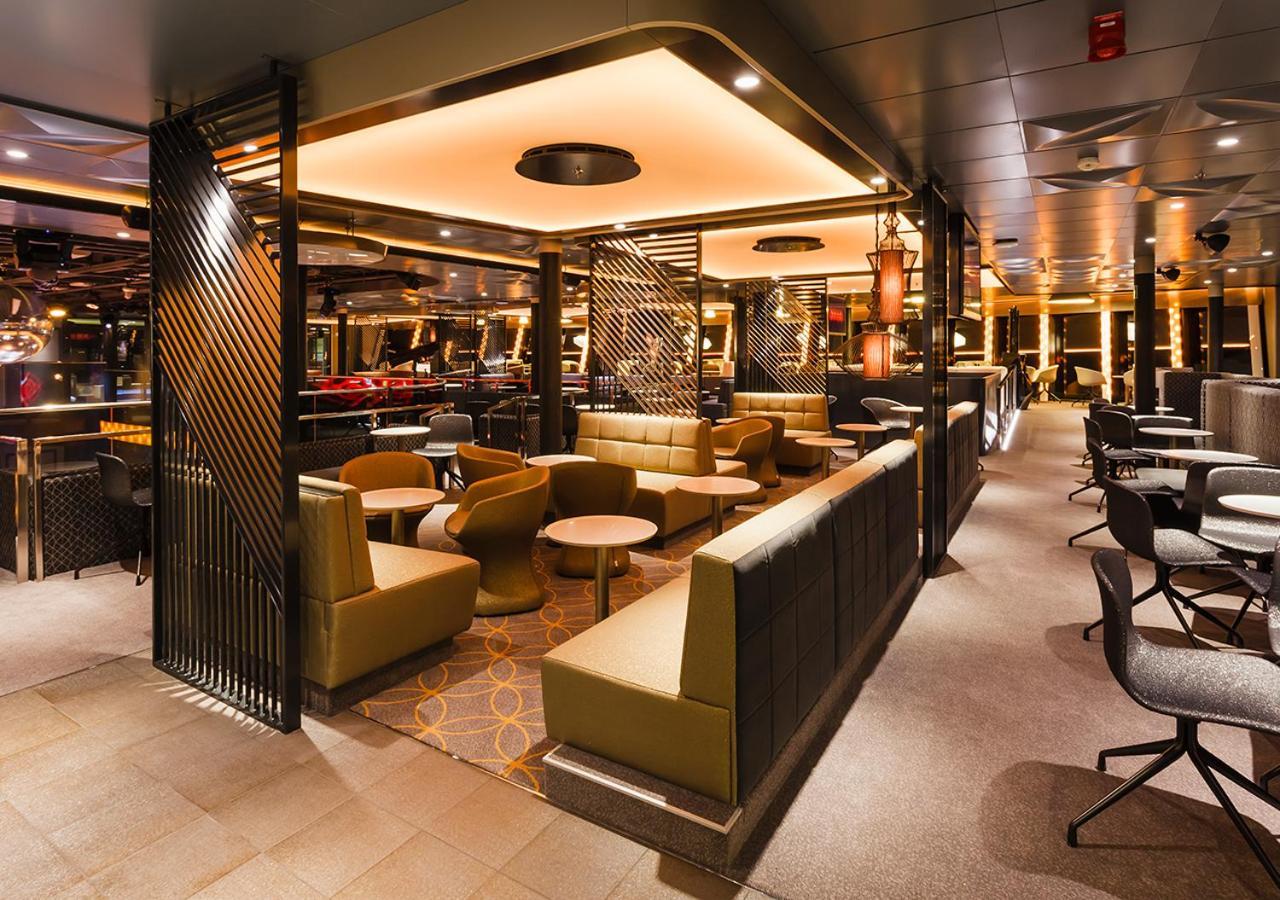 Viking Line Ferry Viking Grace - One-Way Journey From Turku To Stockholm Hotel ภายนอก รูปภาพ