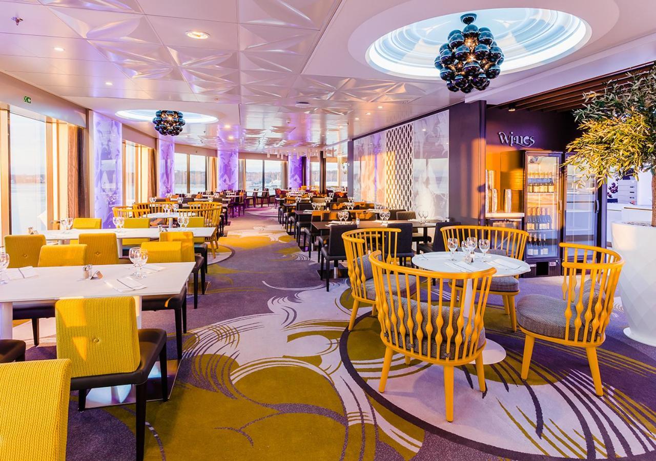 Viking Line Ferry Viking Grace - One-Way Journey From Turku To Stockholm Hotel ภายนอก รูปภาพ